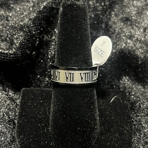 Roman Numeral Ring - Picture 1 of 1